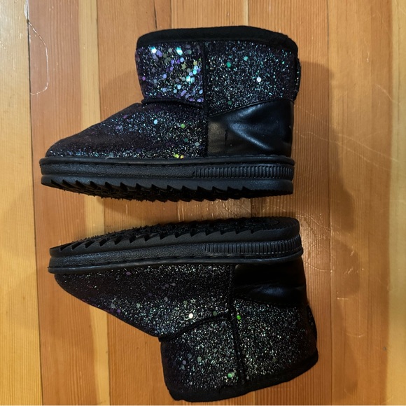 Baby Ugg Style Boots Size NEW - Picture 4 of 8